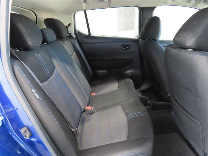 2023 Nissan LEAF S