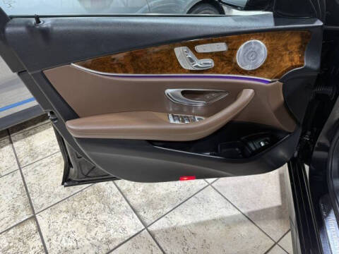 2019 Mercedes-Benz E-Class E 300