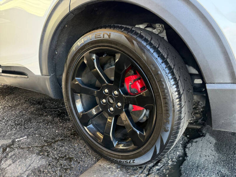 2022 Ford Explorer ST