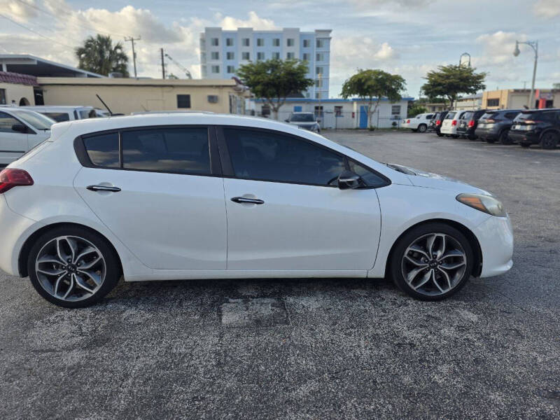 2015 Kia Forte5 SX