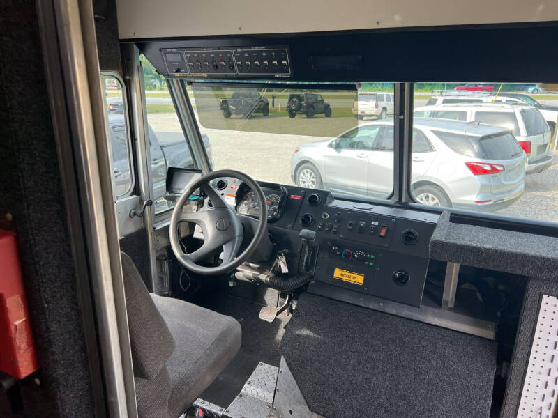 2015 Freightliner MT45