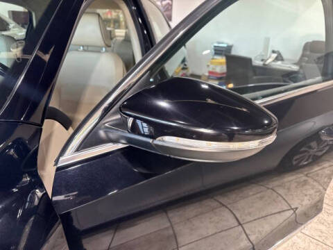 2017 Volkswagen Passat 1.8T R-Line