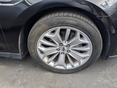 2016 Ford Taurus Limited