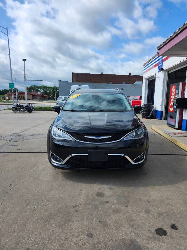 2018 Chrysler Pacifica Touring L Plus
