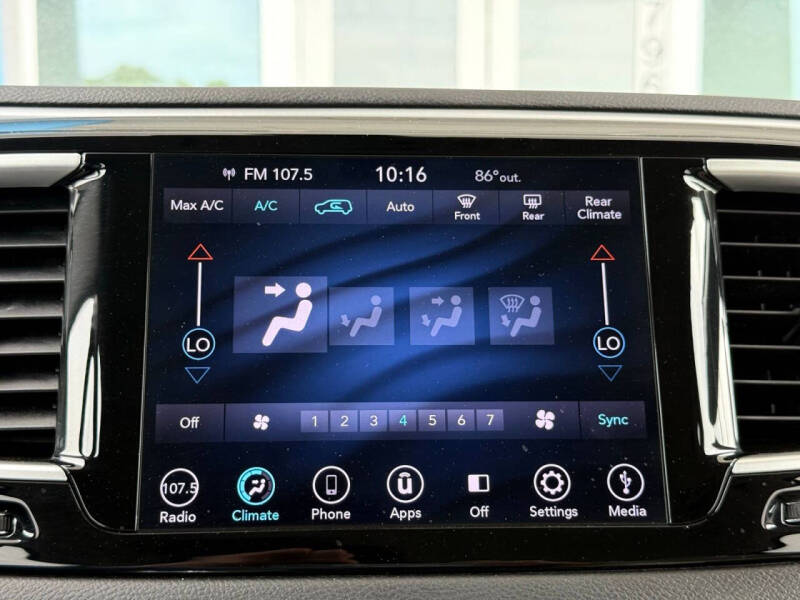 2018 Chrysler Pacifica Hybrid Touring Plus