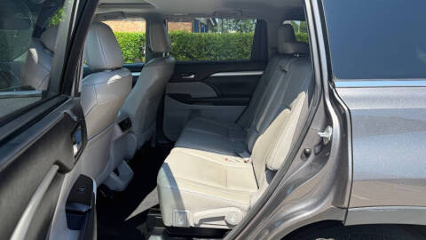2017 Toyota Highlander XLE