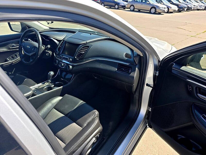 2017 Chevrolet Impala LT