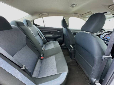 2023 Nissan Versa SV