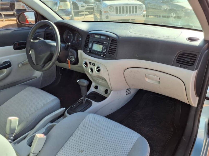 2009 Hyundai Accent GS