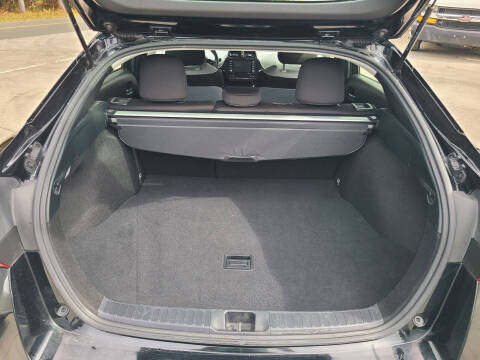 2022 Toyota Prius L Eco