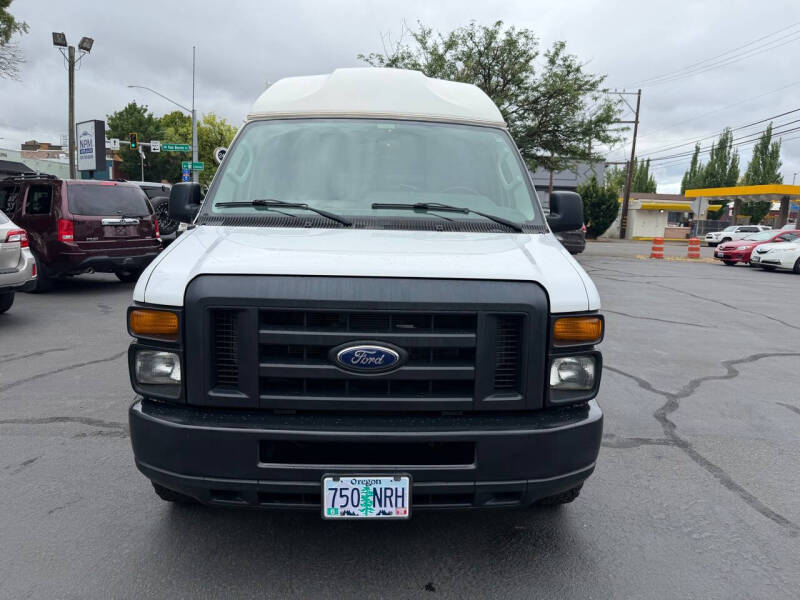 2014 Ford E-Series E-250