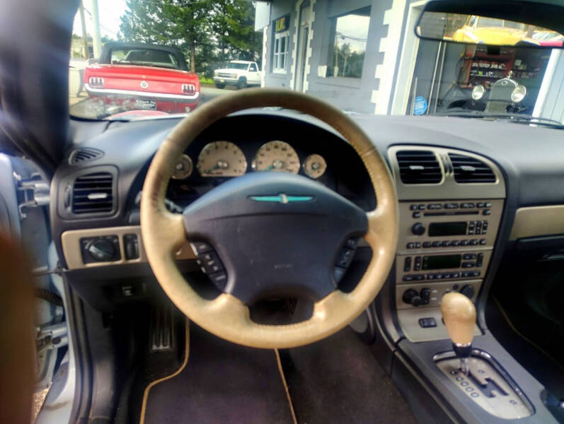 2002 Ford Thunderbird