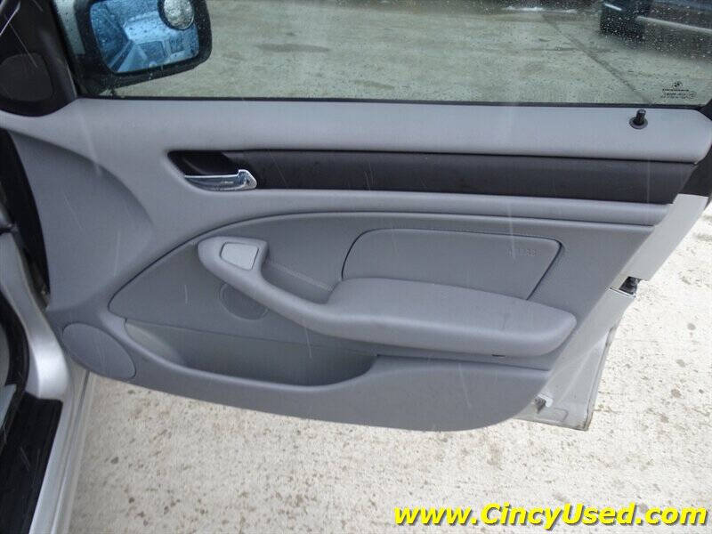 2003 BMW 3 Series 325i