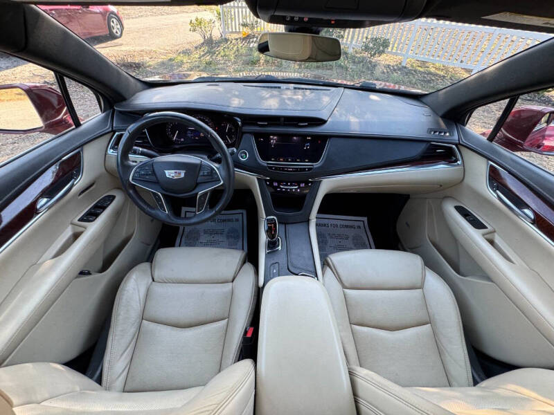 2017 Cadillac XT5 Luxury