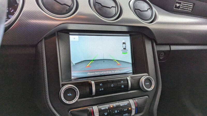 2020 Ford Mustang EcoBoost