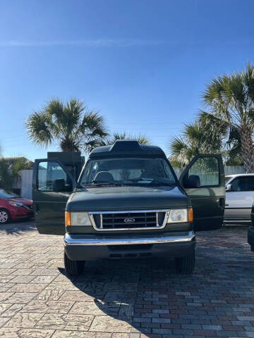 2004 Ford E-Series for sale at Affordable Auto Motors in Jacksonville FL