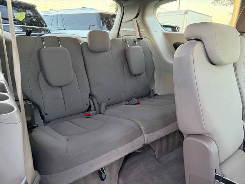 2017 Chrysler Pacifica LX