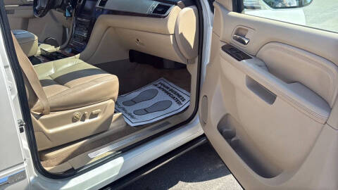 2011 Cadillac Escalade Premium