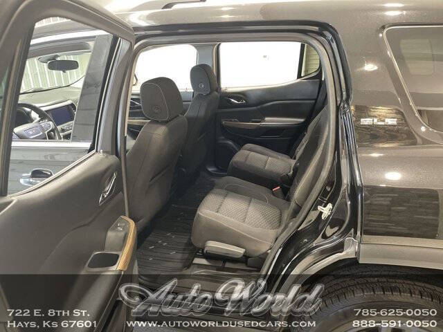 2017 GMC Acadia SLE-2