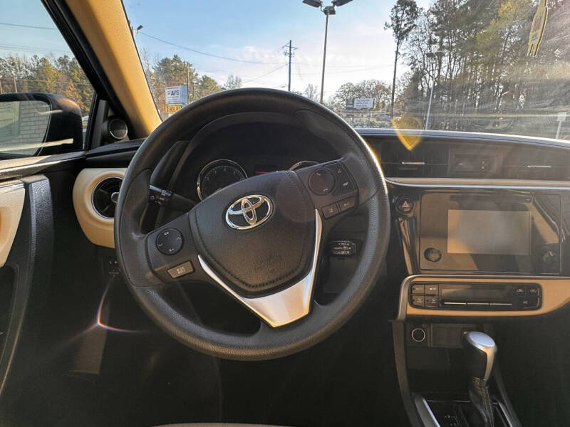 2019 Toyota Corolla LE