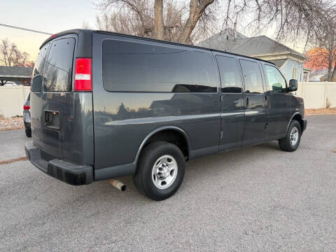 2017 Chevrolet Express LS 3500