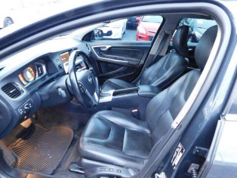 2015 Volvo V60 T5 Drive-E Premier