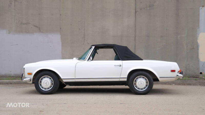 1969 Mercedes-Benz 280-Class