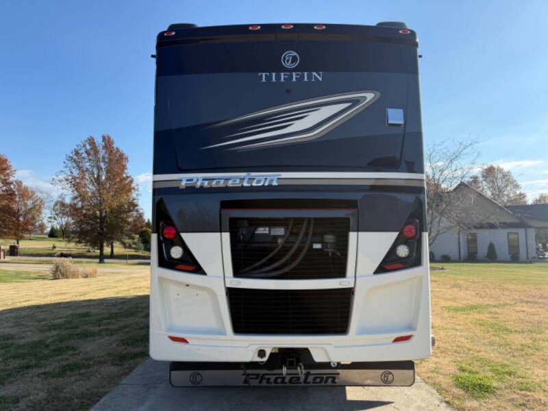 2023 Tiffin Phaeton