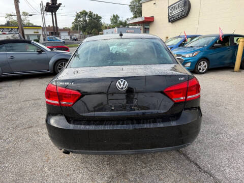 2014 Volkswagen Passat 1.8T S PZEV