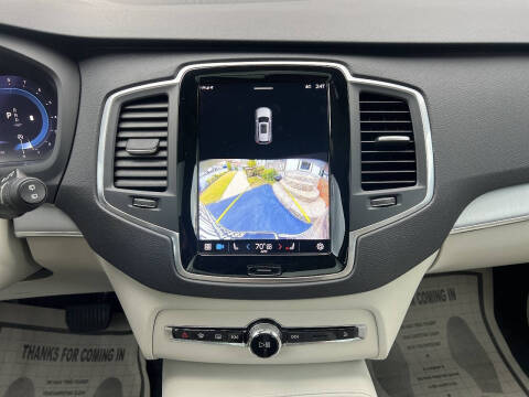 2024 Volvo XC90 B5 Core Bright Theme