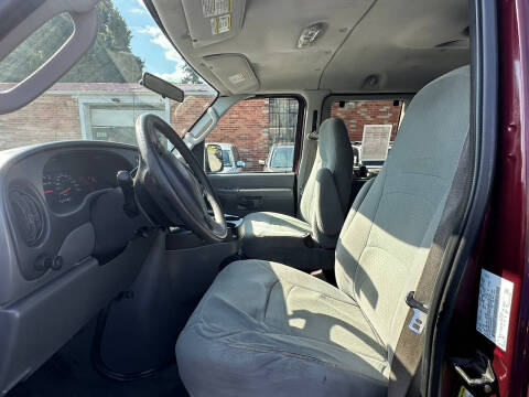 2008 Ford E-Series E-350 SD XLT