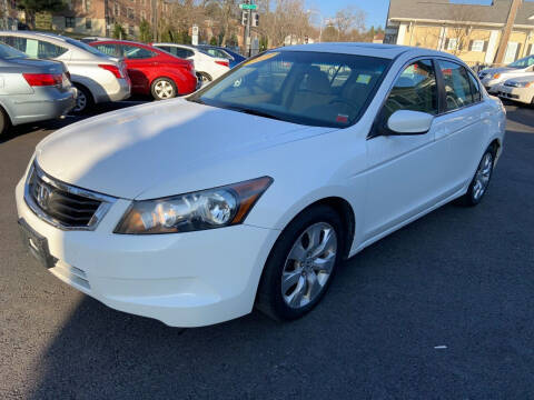 2009 Honda Accord for sale at EMPIRE CAR INC in Troy NY