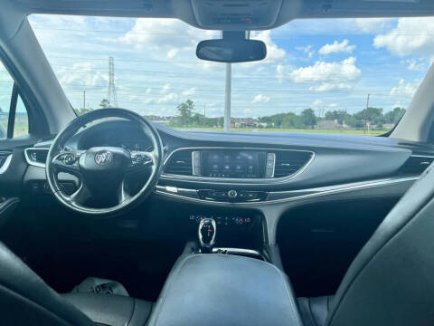 2020 Buick Enclave Essence