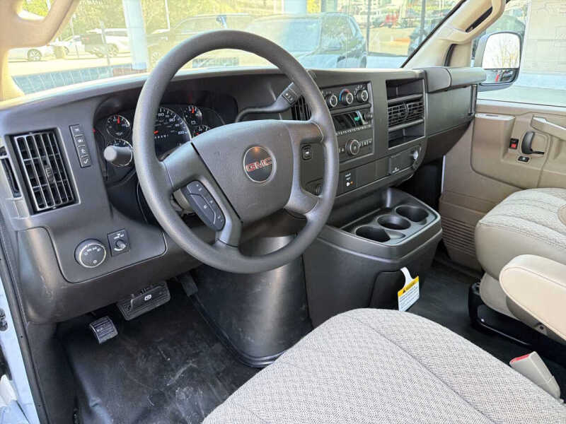 2026 GMC Savana 2500
