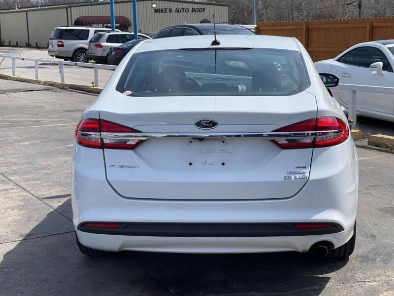 2018 Ford Fusion SE