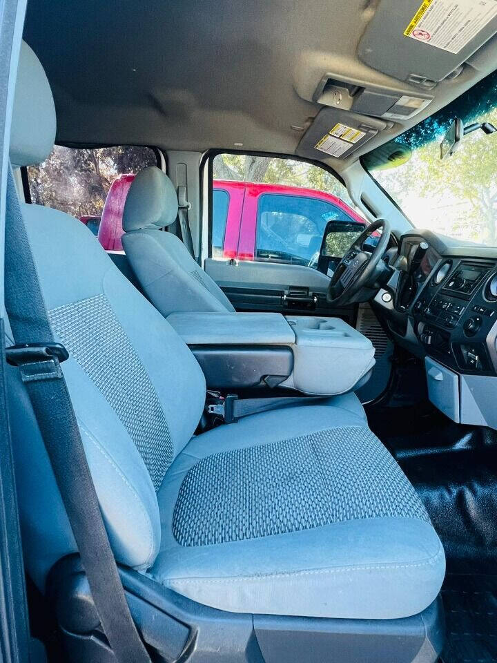 2012 Ford F-250 Super Duty  - $22,950