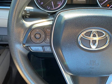 2018 Toyota Camry LE