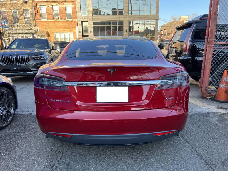 2016 Tesla Model S 85D