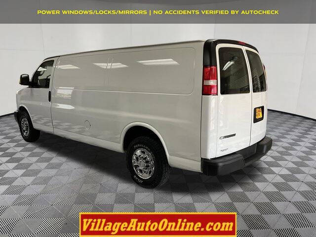 2017 Chevrolet Express 2500