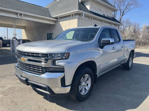 2019 Chevrolet Silverado 1500 for sale at INSTANT AUTO SALES in Lancaster OH