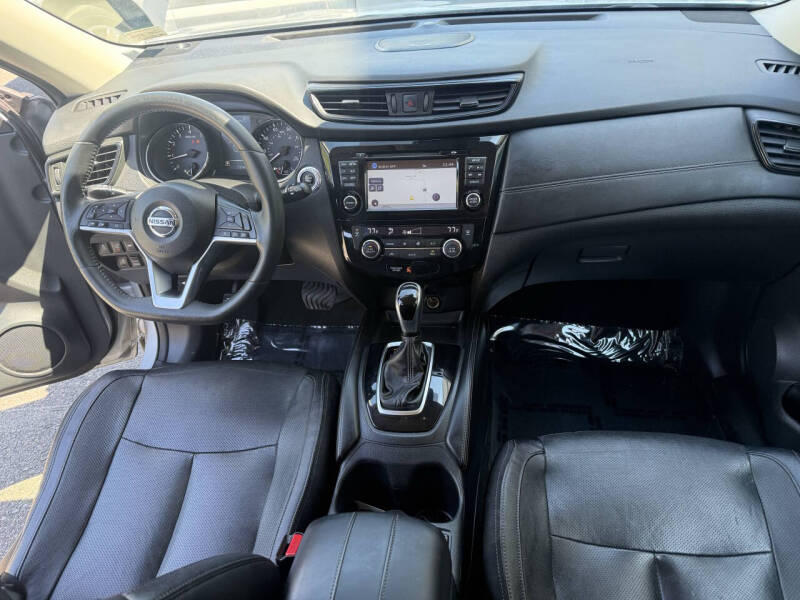 2017 Nissan Rogue SL
