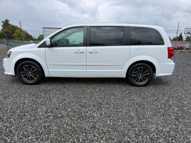 2016 Dodge Grand Caravan SXT Plus