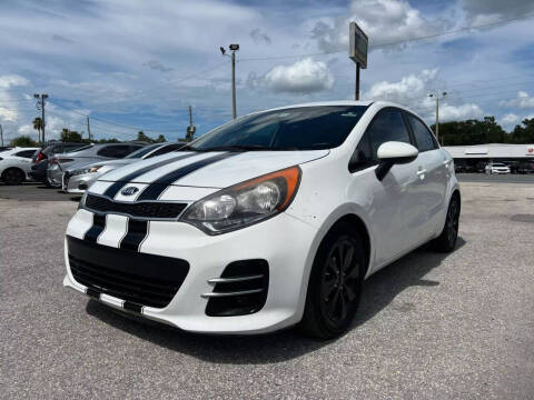 2016 Kia Rio 5-Door EX