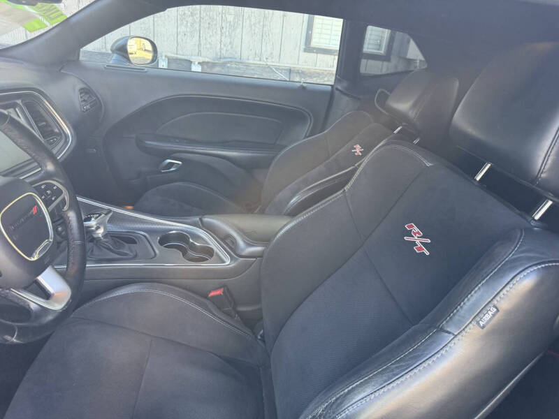 2016 Dodge Challenger R/T Plus