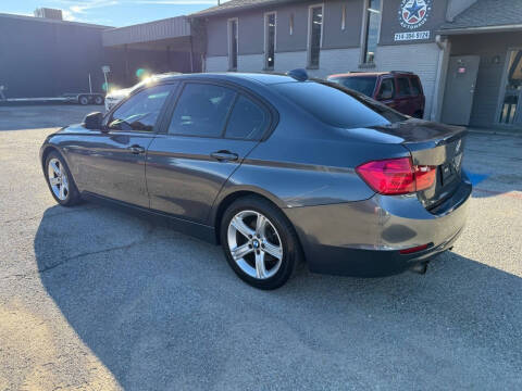 2014 BMW 3 Series 320i