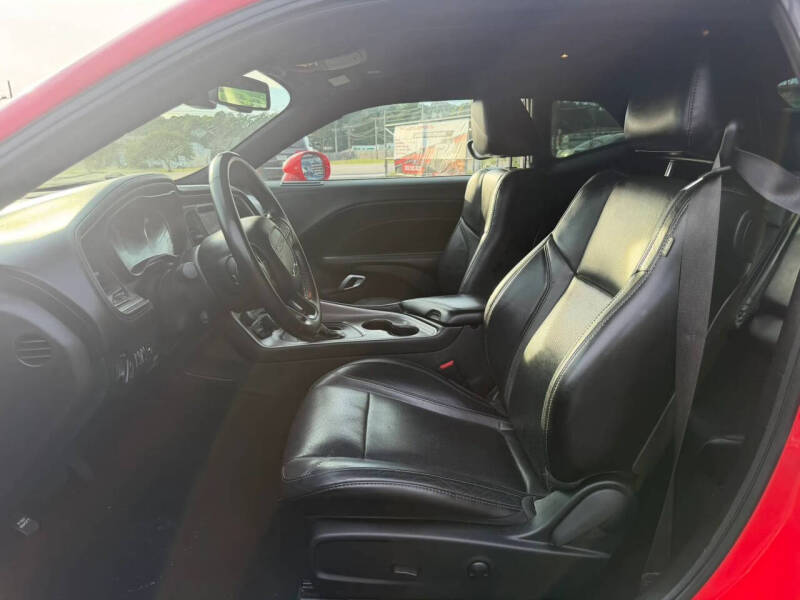 2022 Dodge Challenger SXT