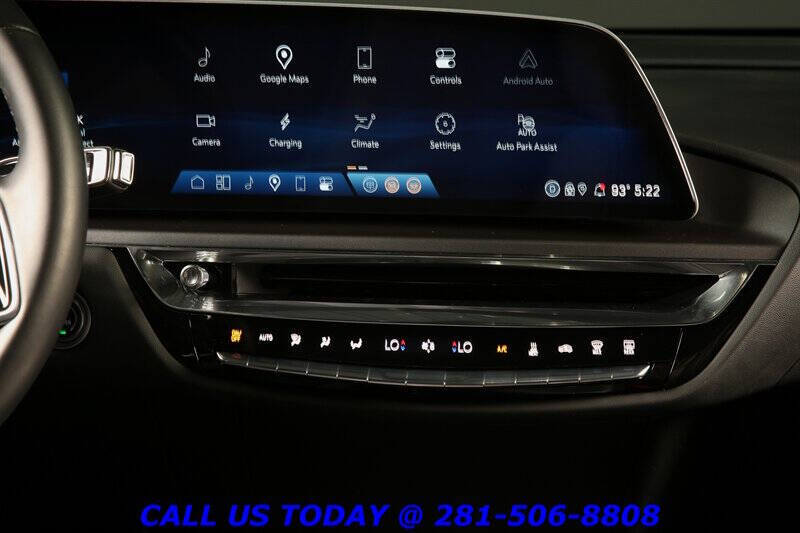2024 Cadillac LYRIQ Tech
