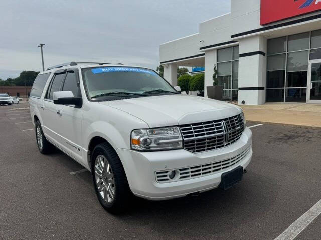 2013 Lincoln Navigator L