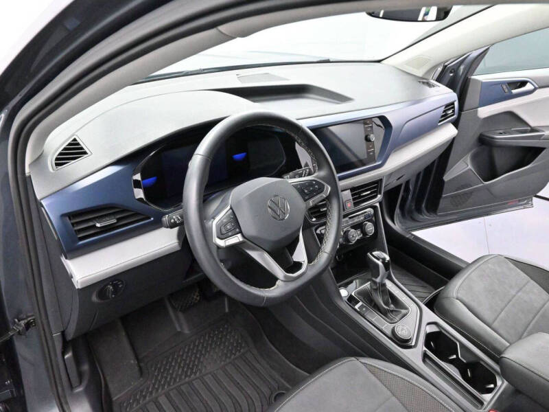 2024 Volkswagen Taos SE 4Motion