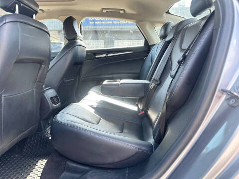 2020 Ford Fusion Hybrid Titanium